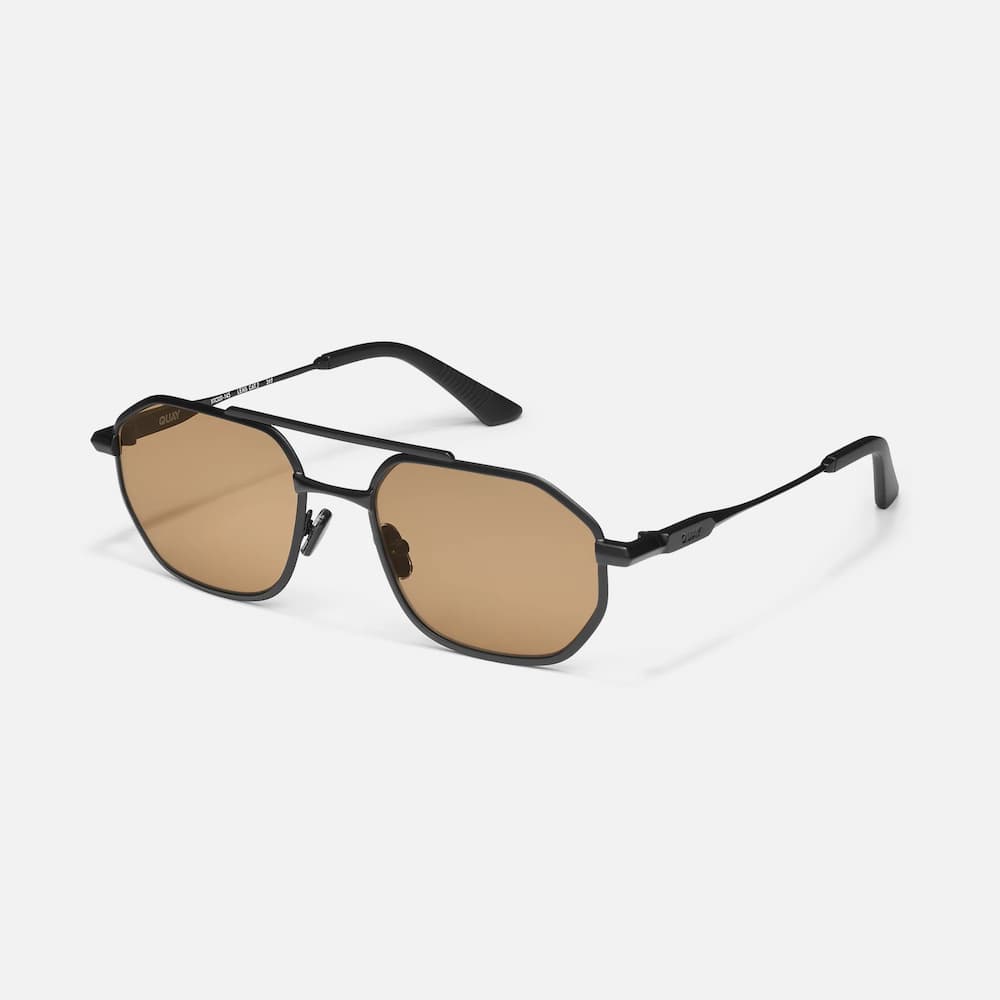 Quay En Route Matte Black Tan Side