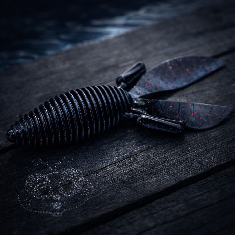 D Bomb Black Red Flake