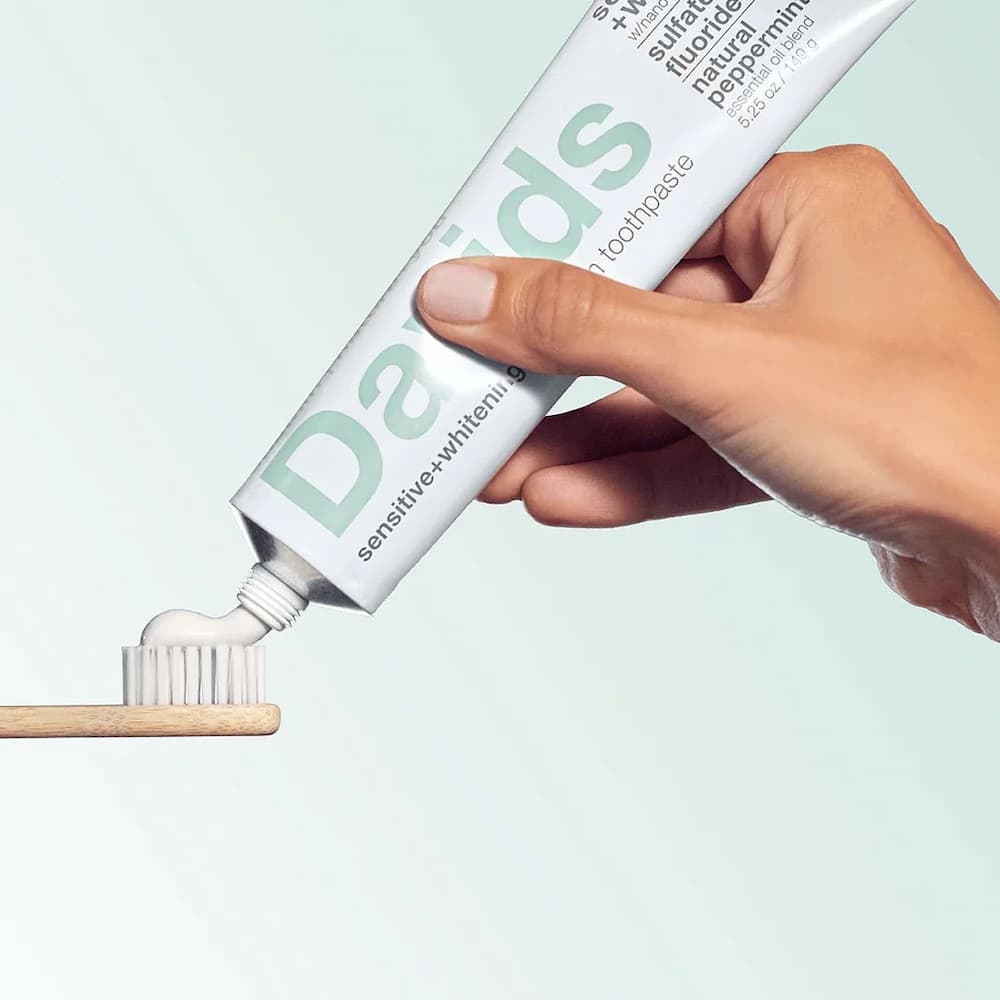 Davids Hydroxi Sensitive Whitening Toothpaste How To use