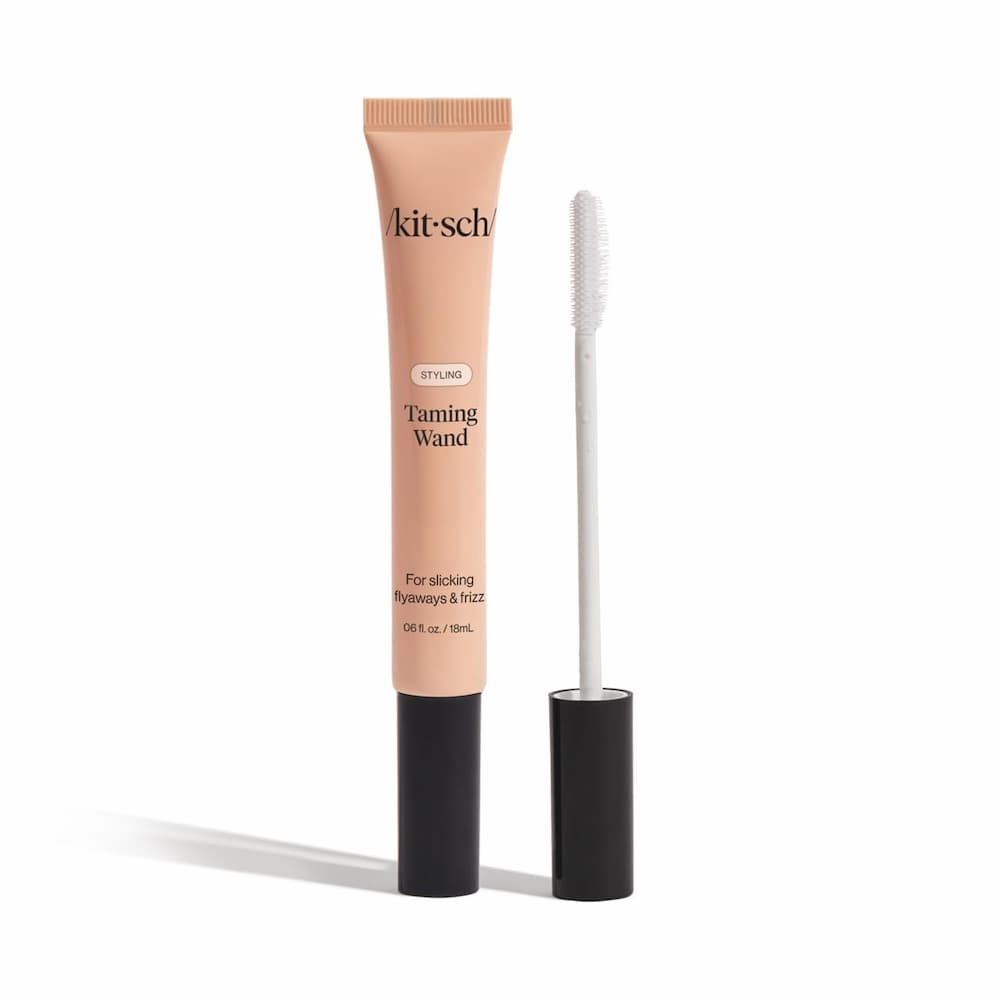 Kitsch Styling Taming Wand White Background