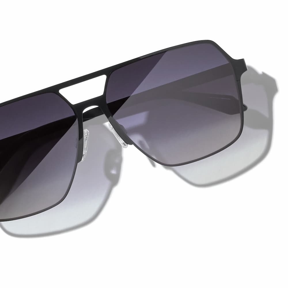 Quay Backstage Pass Black Polarized Lens Frame