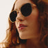 Quay Big Time GoldFrame Smoke Lens polarized Side Model