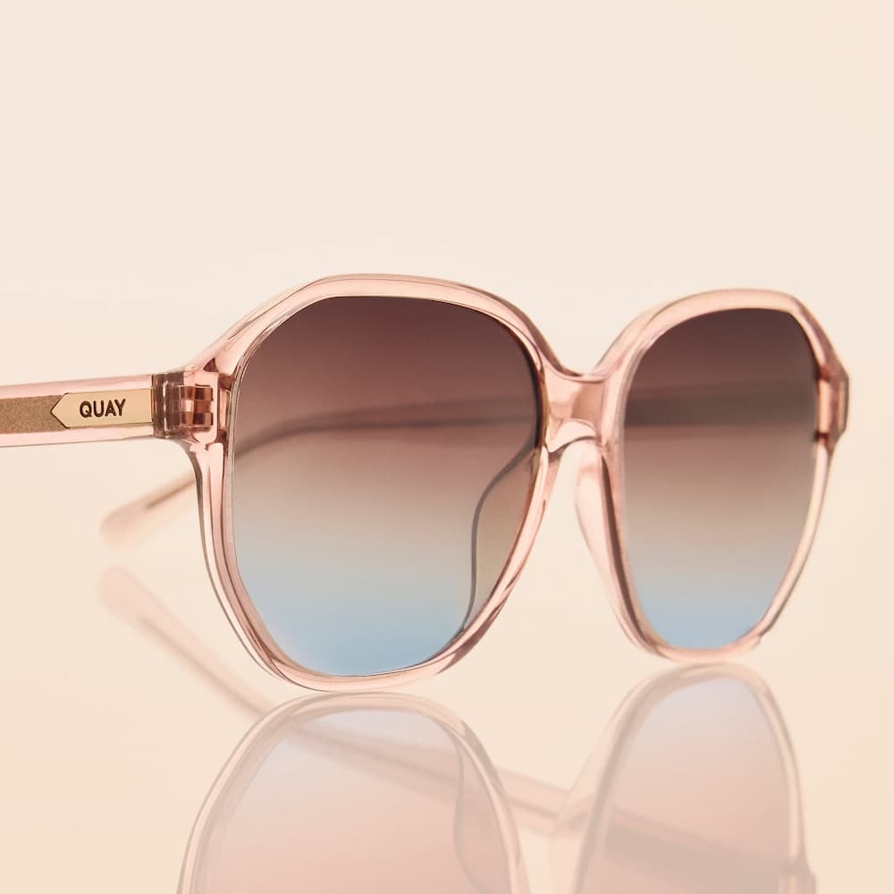 Quay Guess Again Brown Doe Frame