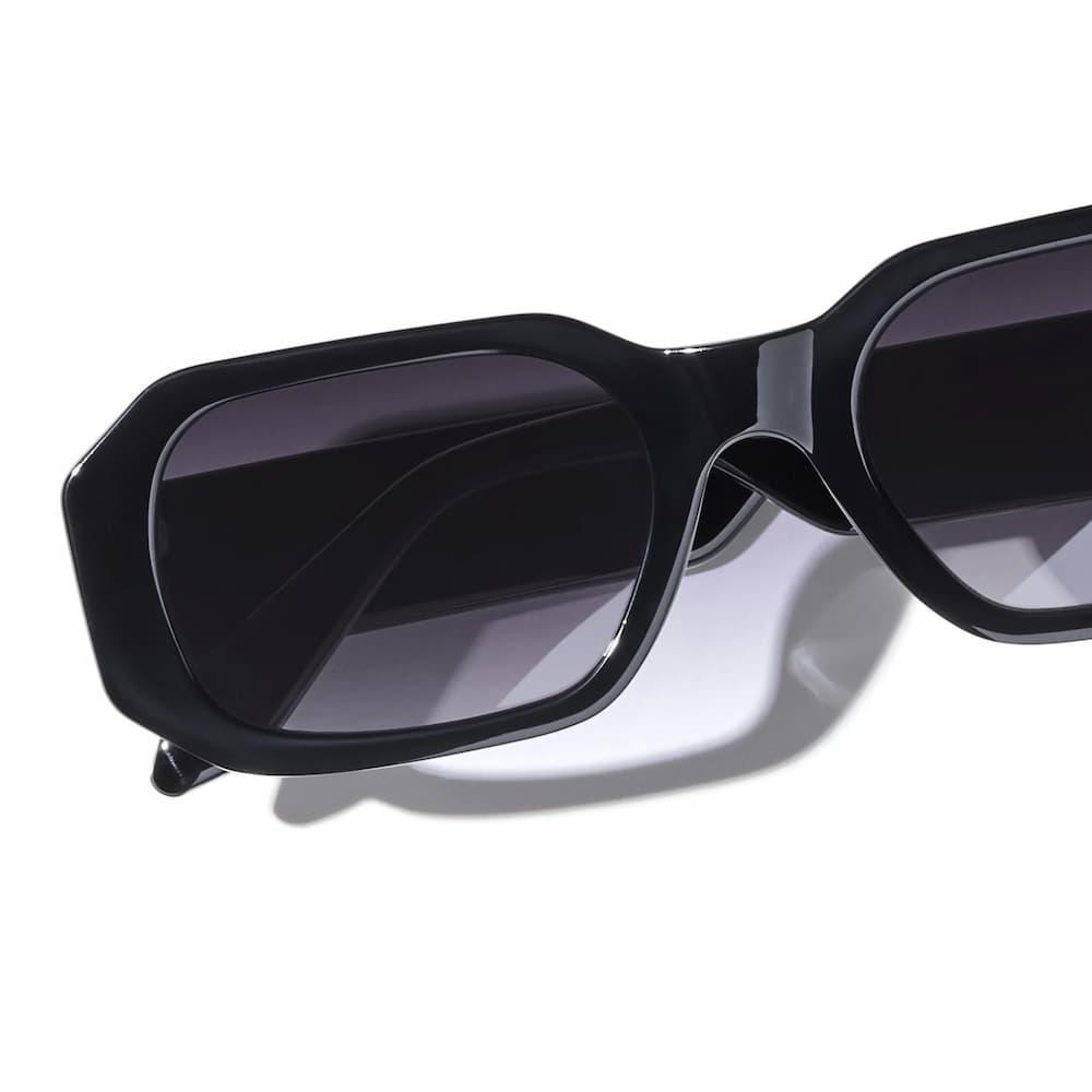 Quay Hyped Up Black Frame