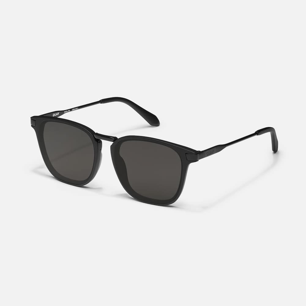 Quay Jackpot Remixed Black Frame Black Polarized Lens Side