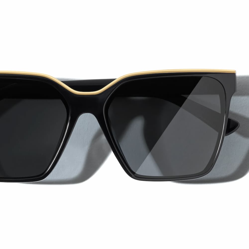 Quay Level Up Sunglasses