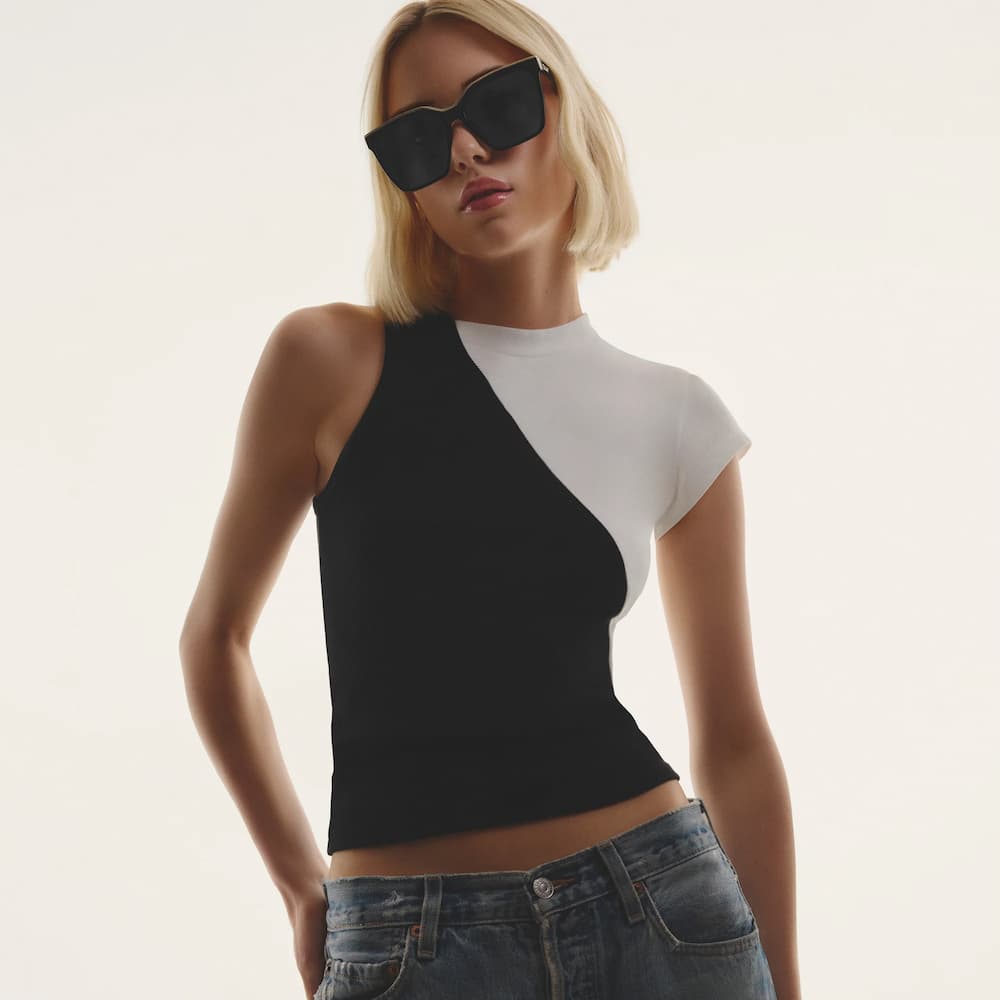 Quay Level Up Black Polarized Model Front