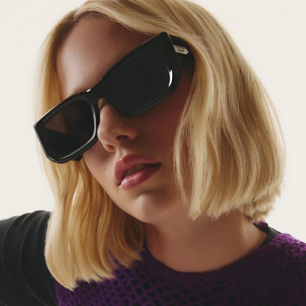 Quay Tell Me More Front Model