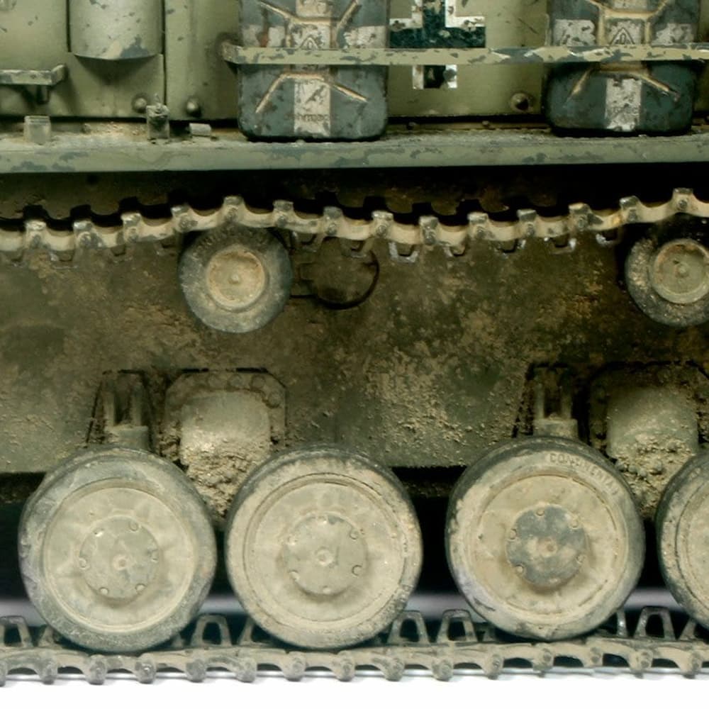 splatter effects dry mud textured on tank